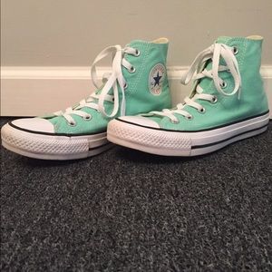 teal converse